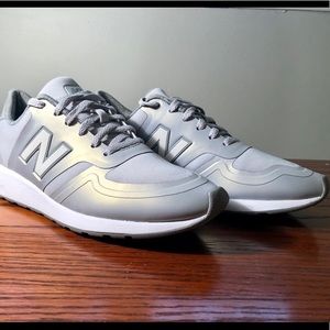 Grey New Balance Tennis Shoes